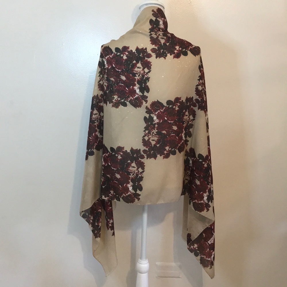 TAN FLORAL SCARF ✨✨✨ - Picture 2 of 5